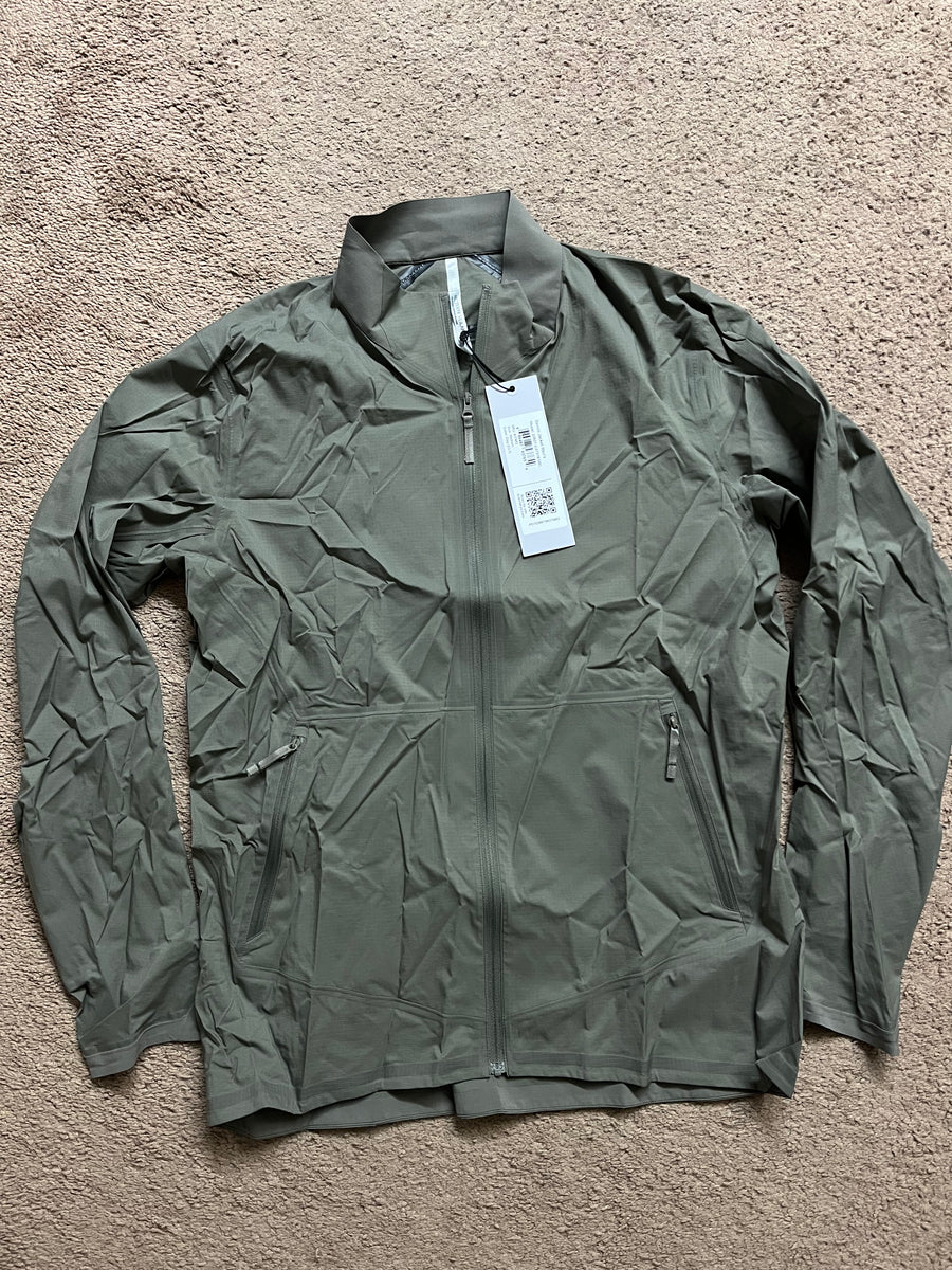 Arcteryx Veilance Demlo Jacket - Medium - clay color