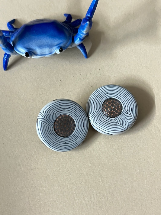 Wildman  -  spinner button - carbonquartz super conductor button- fidget toy