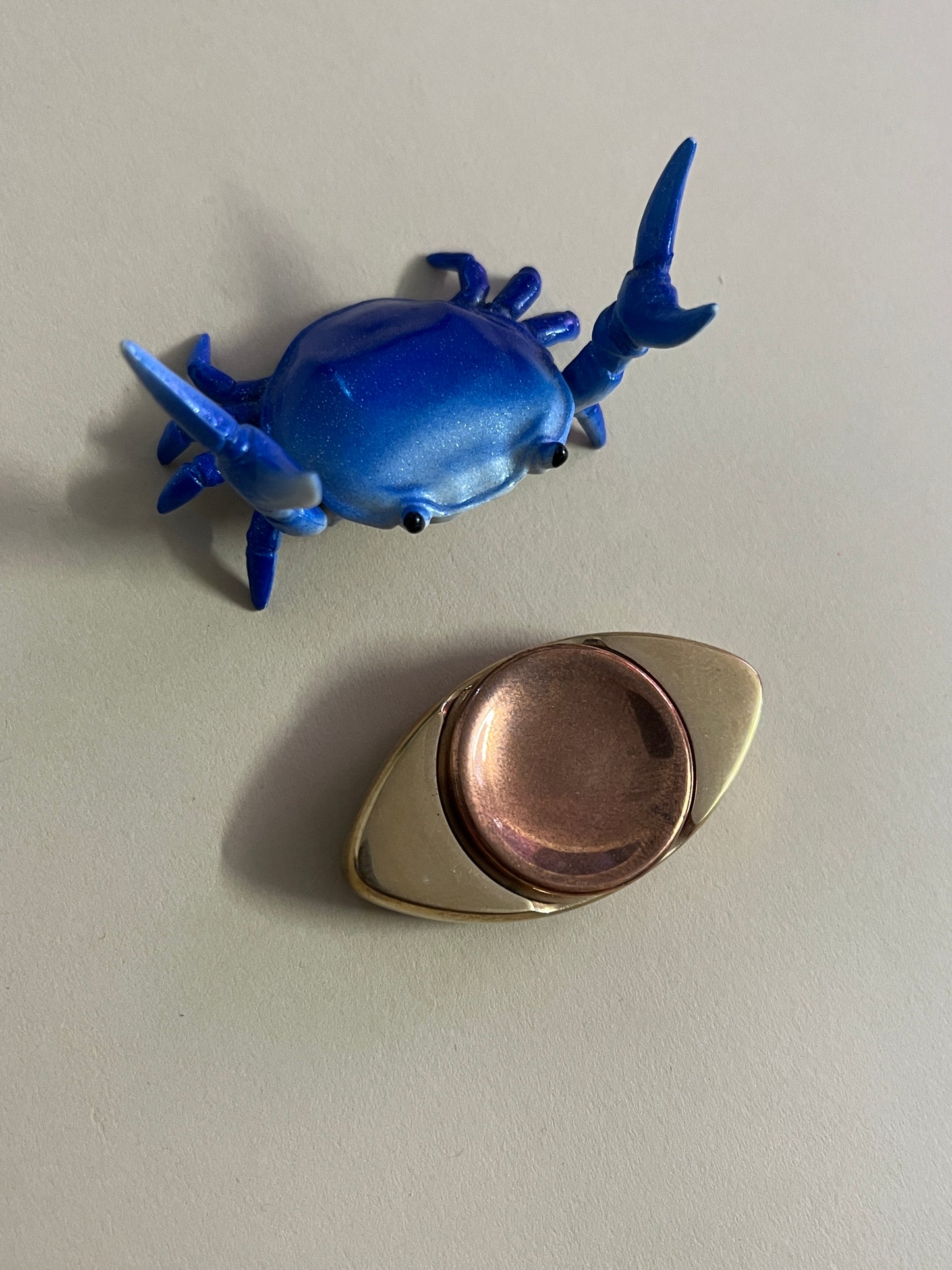 Pose bi cocoon - bronze polish - fidget spinner  - fidget toyz