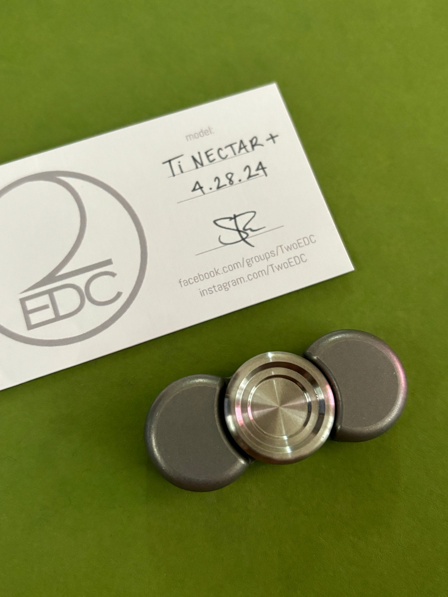 Twoedc - nectar+ - Titanium - Fidget spinner