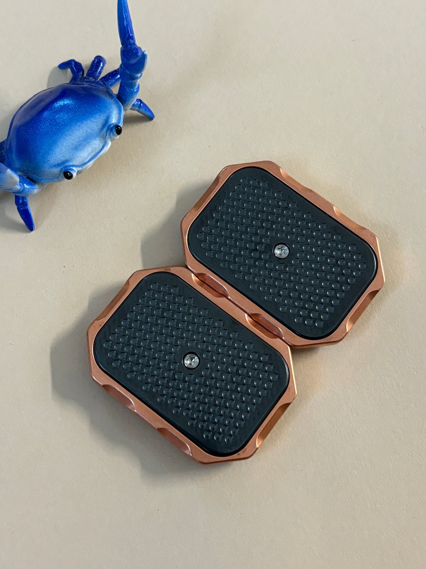 Magnus 3 click turtle slider - copper with zirc screw plate - fidget toy