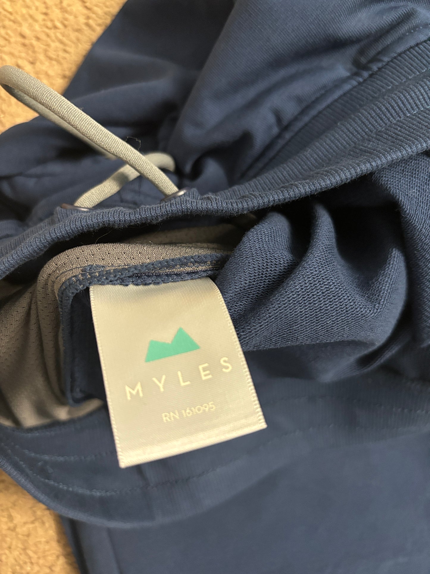 Myles Apparel -  weekend joggers - M