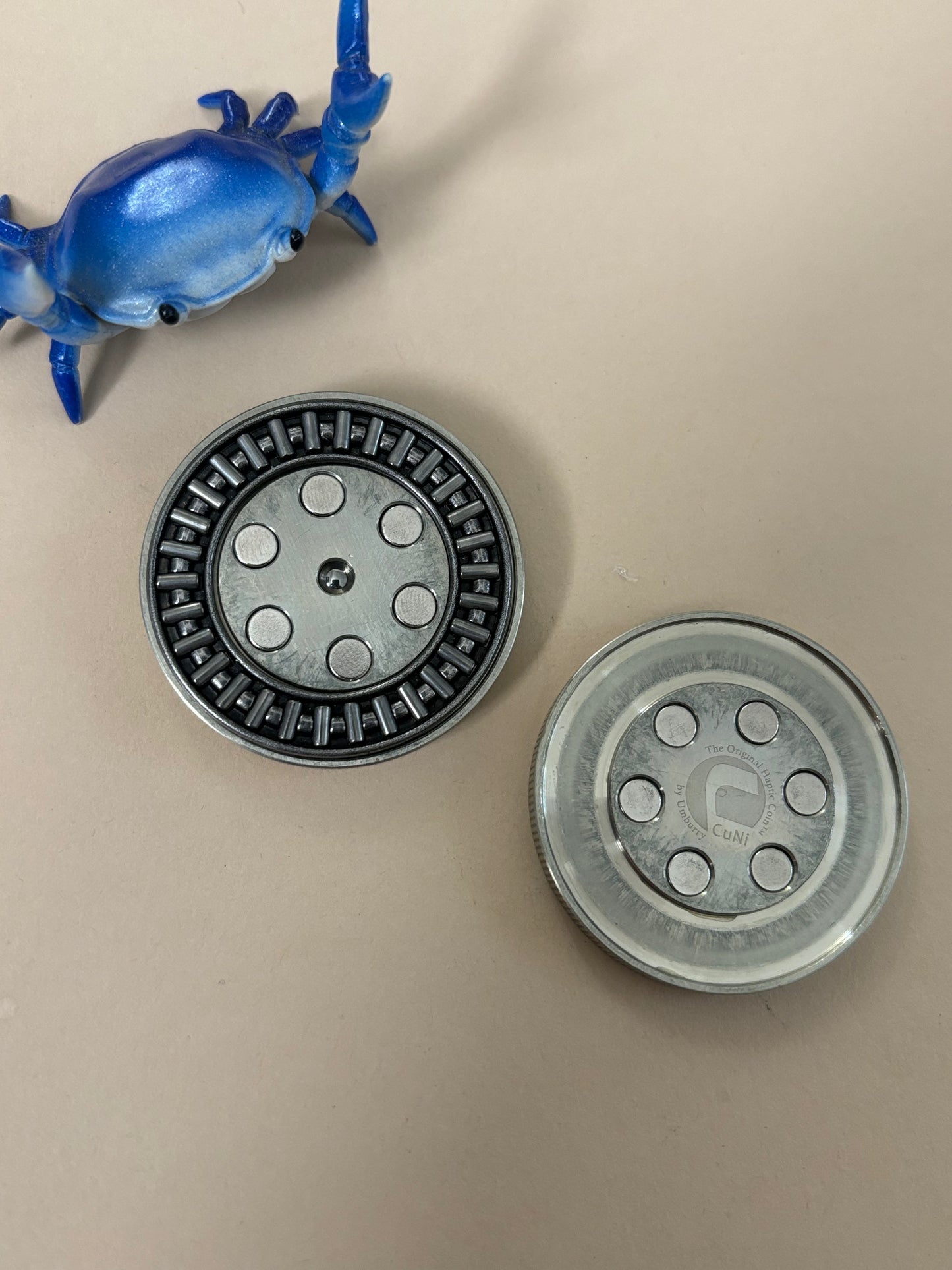 Umburry - Cupro - Spin - Air - haptic coin - fidget toy