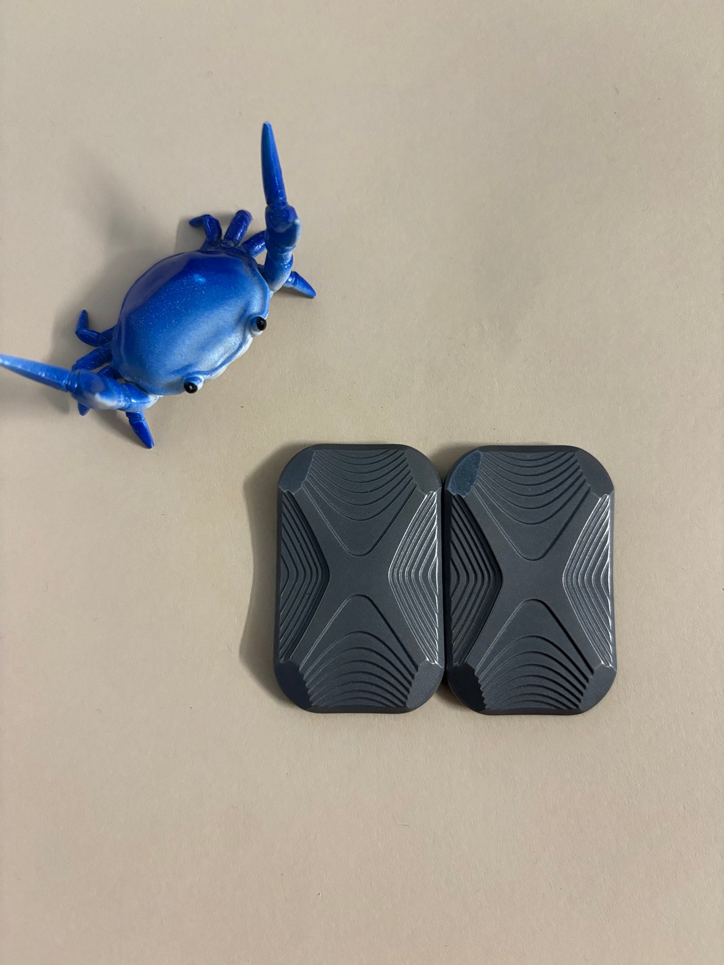 Magnus titanium toad X slider - 3 click- fidget slider