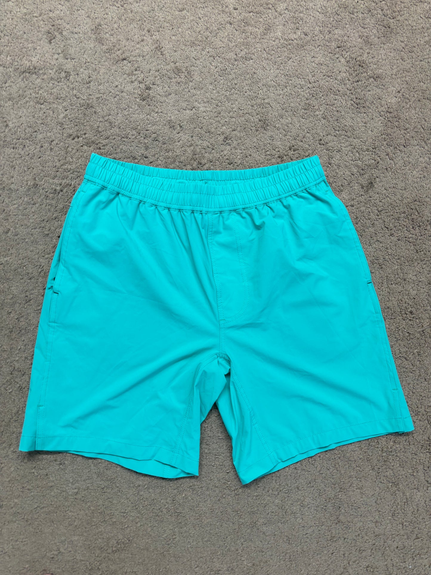 Myles Apparel -  momentum shorts - med - 8”