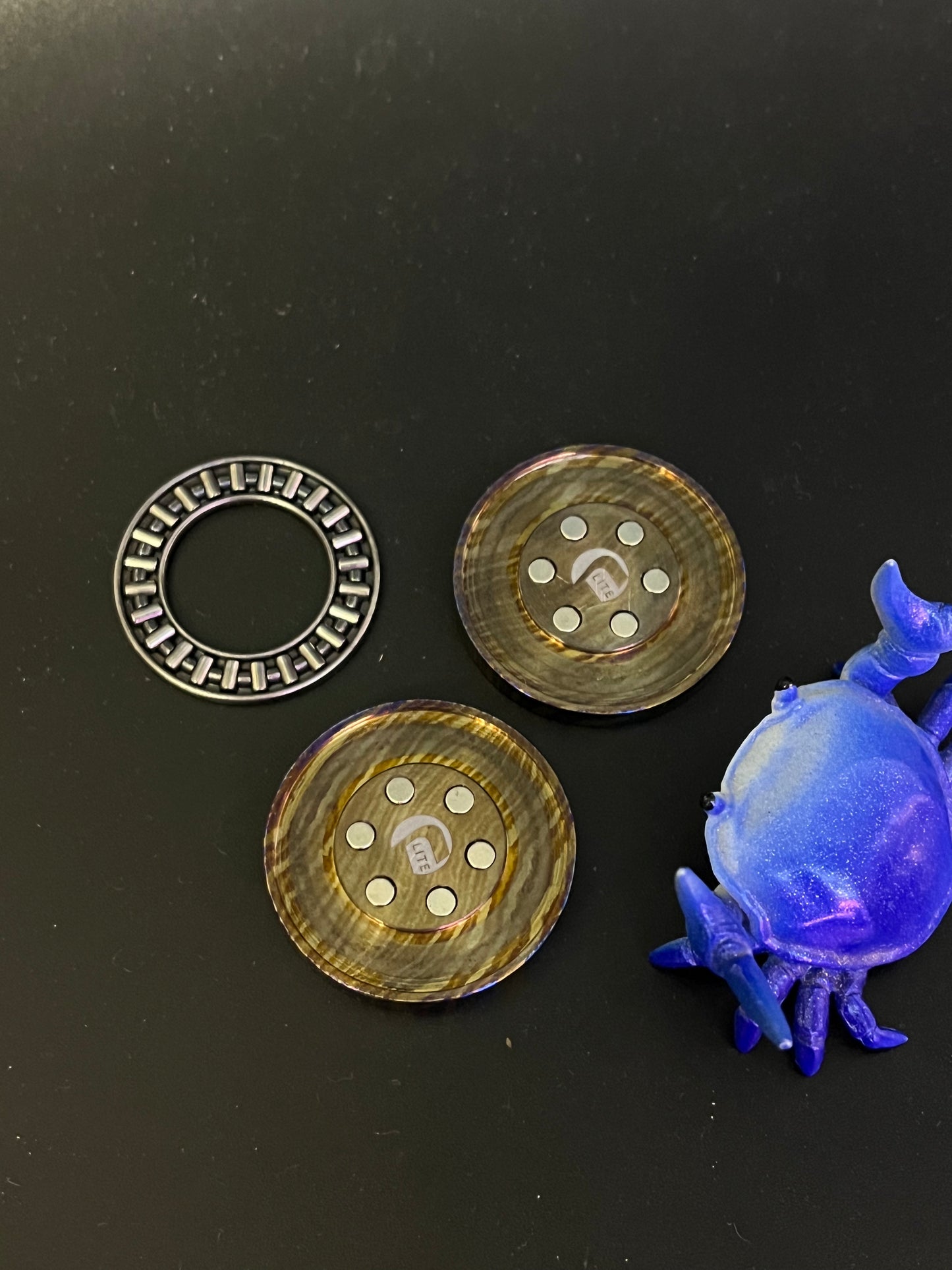 Umburry - Tidama midsize - haptic coin - fidget toy