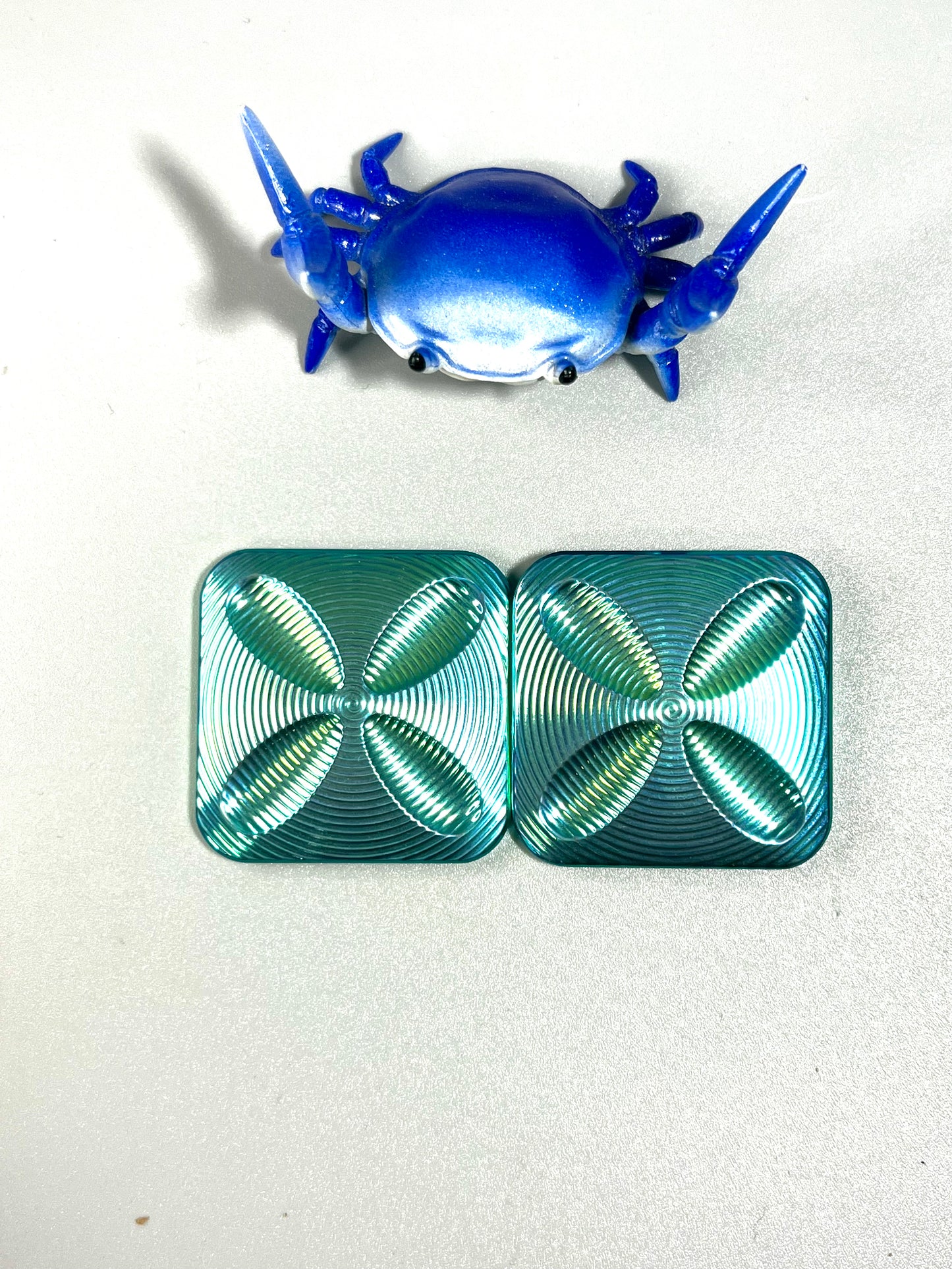 Compoform clover - titanium slider/ clicker and rotational haptic