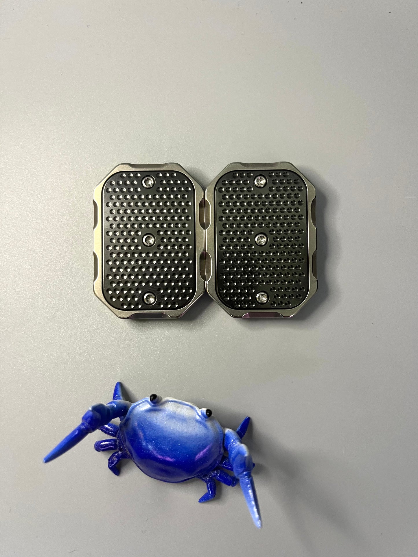 Magnus 3 click turtle slider - titanium with zirc screw plate - fidget toy